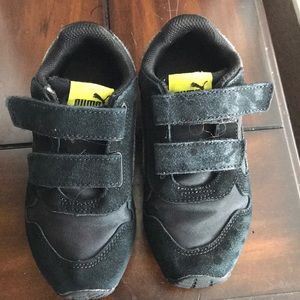 Puma boys 11.5